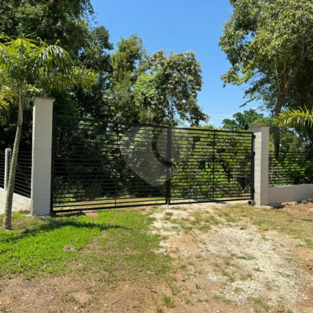 Sítio à venda com 3 quartos, sendo 1 suíte, em Jardim dos Laranjais, Indaiatuba, SP