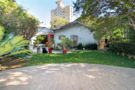 Casa à venda ou para alugar com 3 quartos, sendo 1 suíte, em Butantã, São Paulo, SP