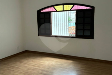 Sobrado à venda com 3 quartos em Jardim Lourdes (zona Sul), São Paulo, SP