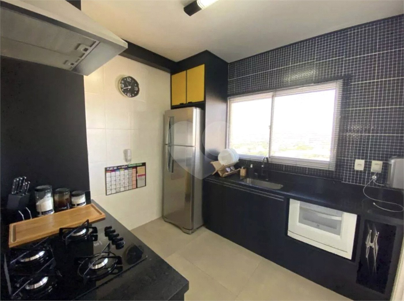 Apartamento à venda com 3 quartos, sendo 1 suíte, em Vila Leão, Sorocaba, SP