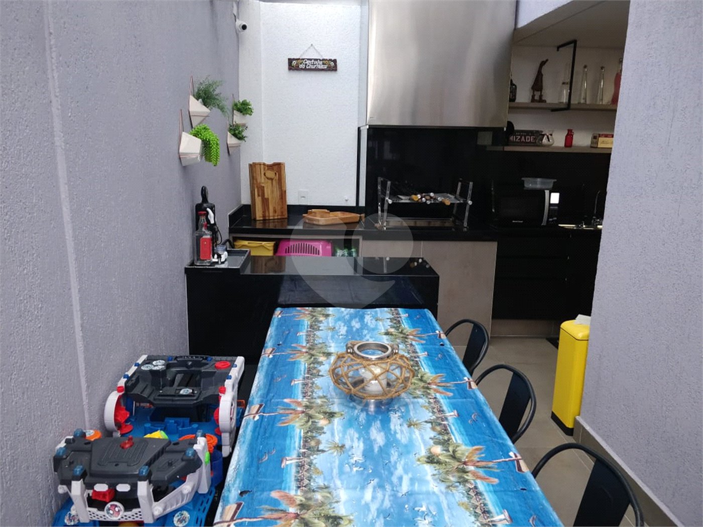 Sobrado à venda com 3 quartos, sendo 1 suíte,  em Vila Oliveira, Mogi das Cruzes, SP