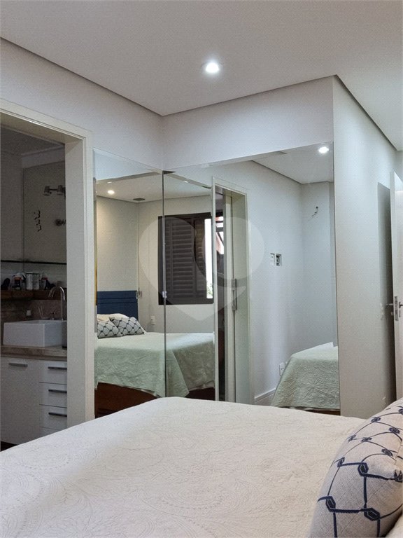 Apartamento à venda com 3 quartos, sendo 1 suíte, em Vila Olímpia, São Paulo, SP