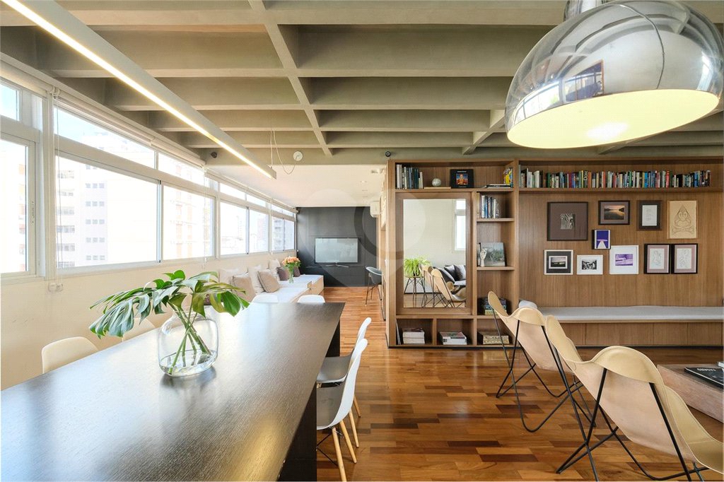 Apartamento para alugar com 3 quartos, sendo 1 suíte, em Pinheiros, São Paulo, SP