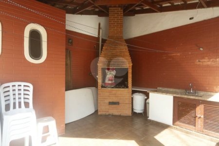 Casa à venda com 4 suítes em Jardim Franca, São Paulo, SP