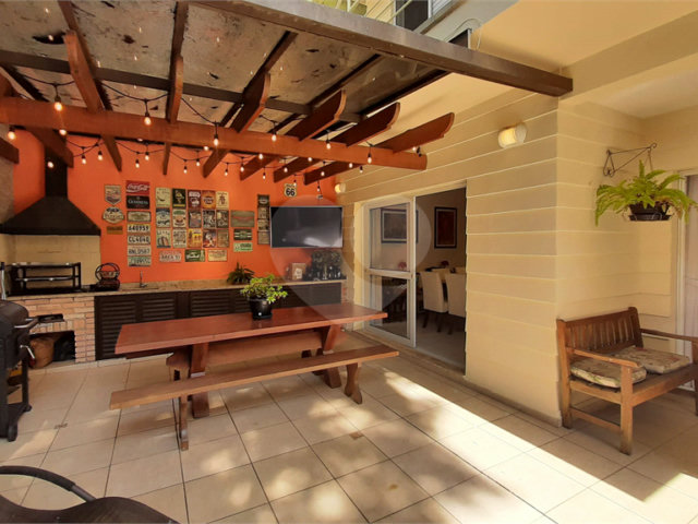 Casa à venda com 4 suítes no condomínio Vila das Acacias, São Paulo - SP