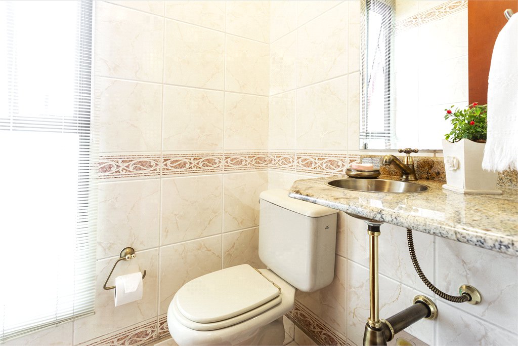 Apartamento à venda com 4 quartos, sendo 3 suítes, em Jardim Prudência, São Paulo, SP