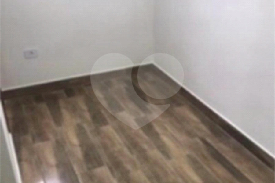 Casa à venda ou para alugar com 2 suítes no condomínio Residence Adelina, São Paulo - SP