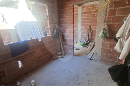 Casa à venda com 2 quartos, sendo 1 suíte,  no condomínio Campina Grande, Rio de Janeiro - RJ