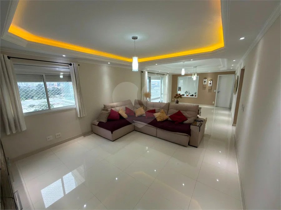 Apartamento à venda com 3 suítes em Jardim Marajoara, São Paulo, SP