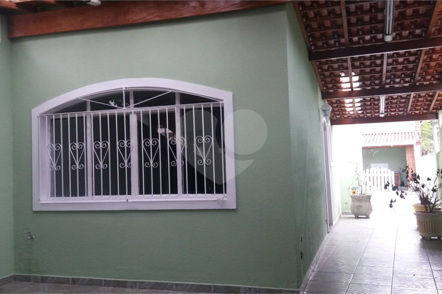 Sobrado à venda com 3 quartos, sendo 1 suíte, em Horto, São Paulo, SP