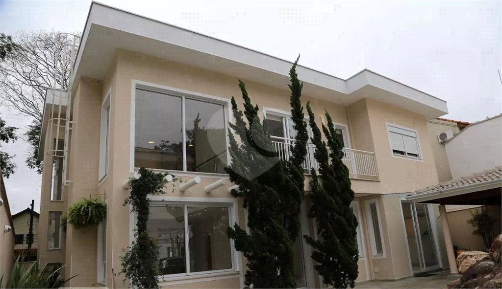Casa à venda com 4 suítes no condomínio Residencial Morumbi, São Paulo - SP