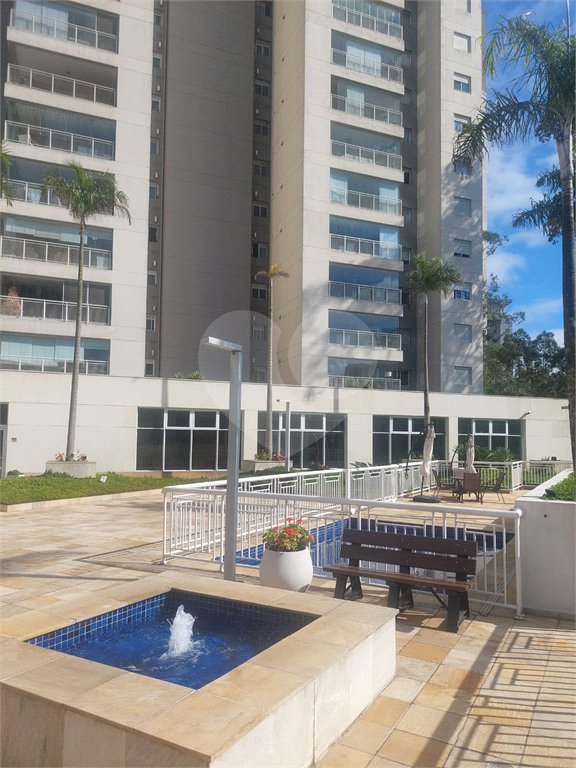 Apartamento à venda com 3 quartos, sendo 2 suítes,  em Vila Andrade, São Paulo, SP