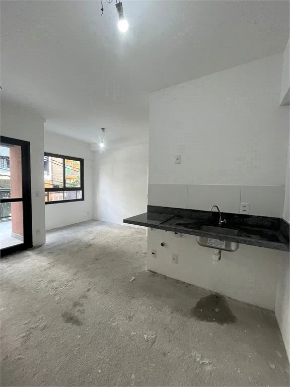 Apartamento à venda com 1 quarto em Sumarezinho, São Paulo, SP