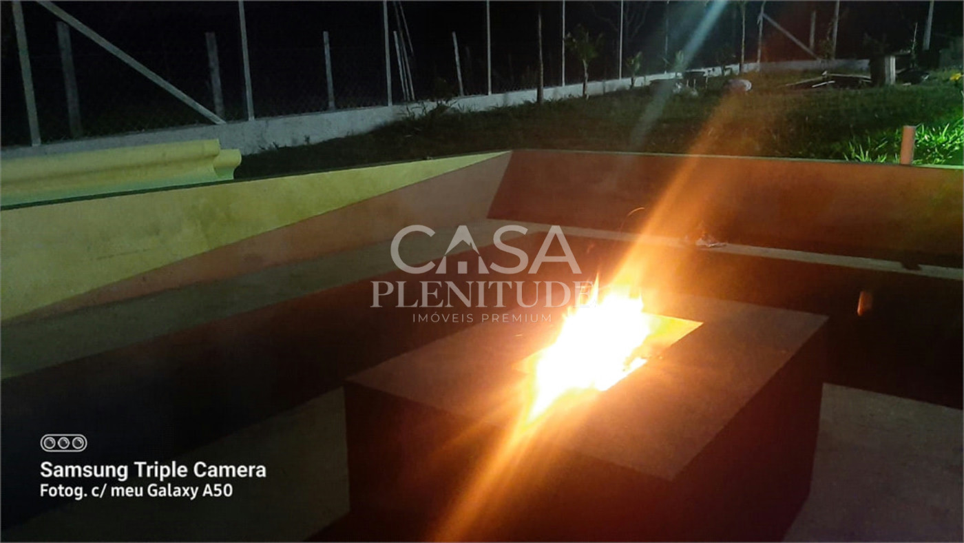 Chácara à venda com 4 suítes em Vila Nova Era (bacaetava), Iperó, SP