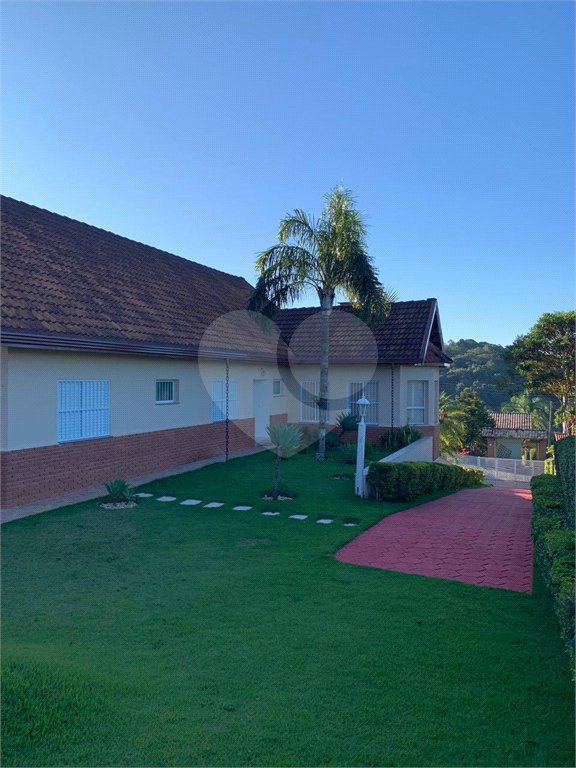 Casa Térrea à venda com 3 quartos, sendo 1 suíte, em Alpes D'ouro, Bom Jesus dos Perdões, SP