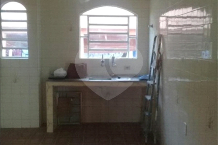 Prédio à venda em Vila Linda, Santo André, SP