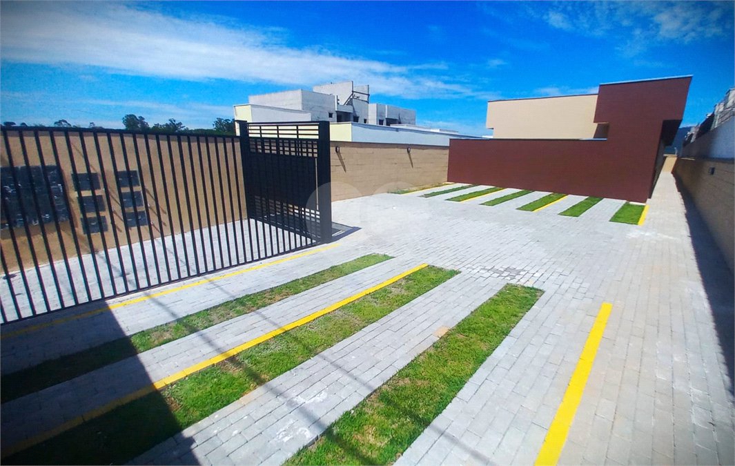Casa à venda com 2 quartos, sendo 1 suíte,  em Vila São Paulo, Mogi das Cruzes, SP