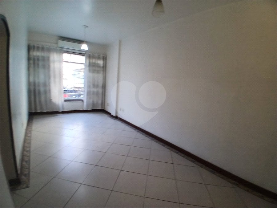 Apartamento à venda ou para alugar com 2 quartos em Maracanã, Rio de Janeiro, RJ