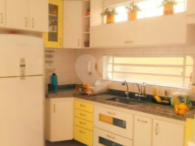 Sobrado à venda com 3 quartos, sendo 1 suíte,  em Vila Prudente, São Paulo, SP