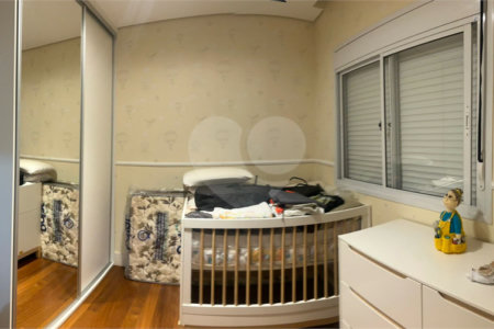 Apartamento à venda com 2 suítes em Parque Reboucas, São Paulo, SP