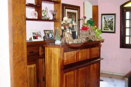 Sobrado à venda com 2 quartos, sendo 1 suíte, em Vila Vitório Mazzei, São Paulo, SP