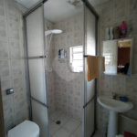 Casa à venda com 6 quartos, sendo 2 suítes, em Chora Menino, São Paulo, SP