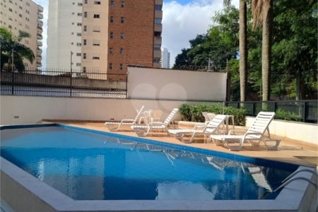 Apartamento à venda com 3 suítes em Vila Suzana, São Paulo, SP