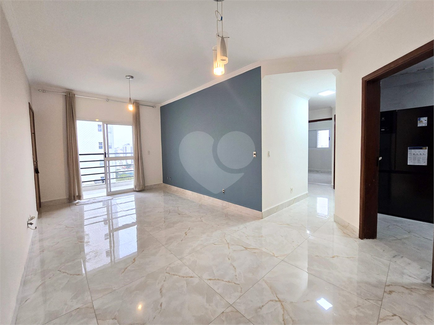 Apartamento à venda com 3 quartos, sendo 1 suíte,  em Jardim Judith, Sorocaba, SP