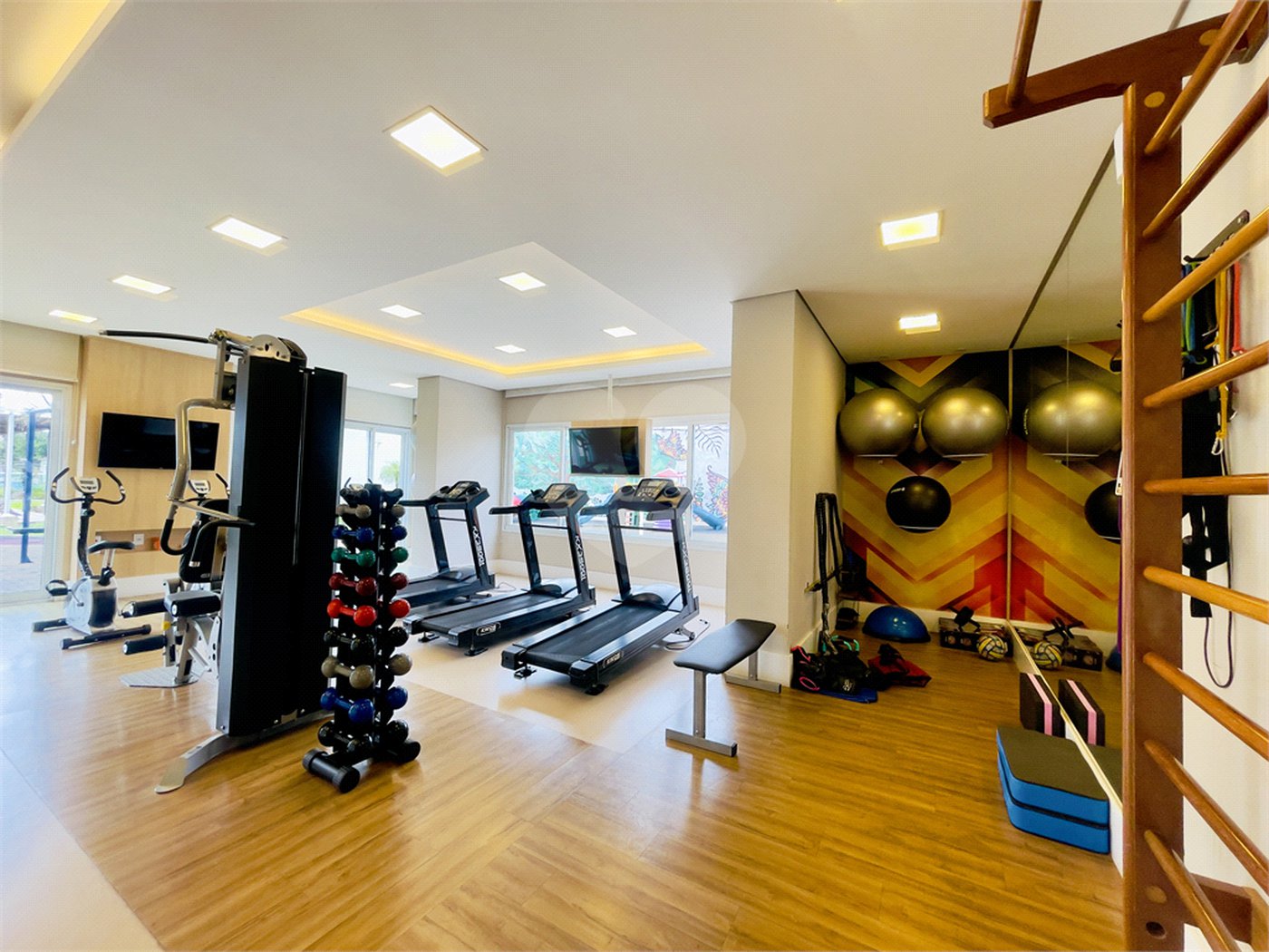 Apartamento à venda com 2 suítes em Vila Scarpelli, Santo André, SP