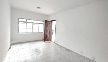 Sobrado à venda com 3 quartos, sendo 1 suíte,  em Vila Pedra Branca, São Paulo, SP