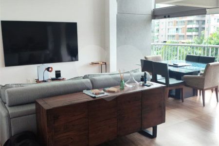 Apartamento à venda com 1 suíte em Indianópolis, São Paulo, SP
