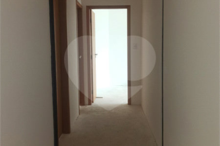 Casa à venda com 3 suítes no condomínio Serra da Estrela, Atibaia - SP