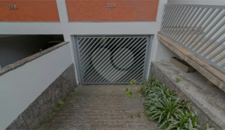 Sobrado à venda com 4 suítes em Vila Santa Catarina, São Paulo, SP