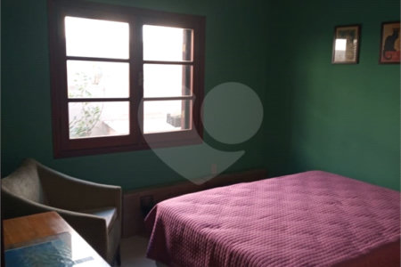 Casa à venda ou para alugar com 3 quartos, sendo 1 suíte, no condomínio Recanto Florido, Vinhedo - SP