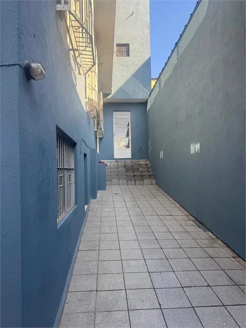 Sobrado à venda com 5 quartos em Bela Vista, Osasco, SP