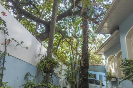Casa Térrea à venda com 4 quartos, sendo 2 suítes,  em Jardim das Bandeiras, São Paulo, SP