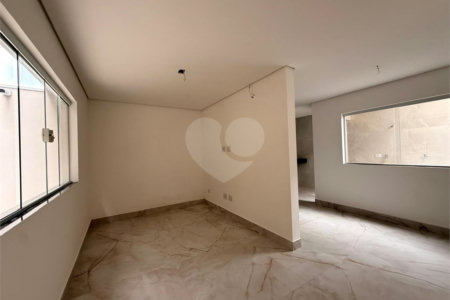 Casa à venda com 2 suítes em Água Fria, São Paulo, SP