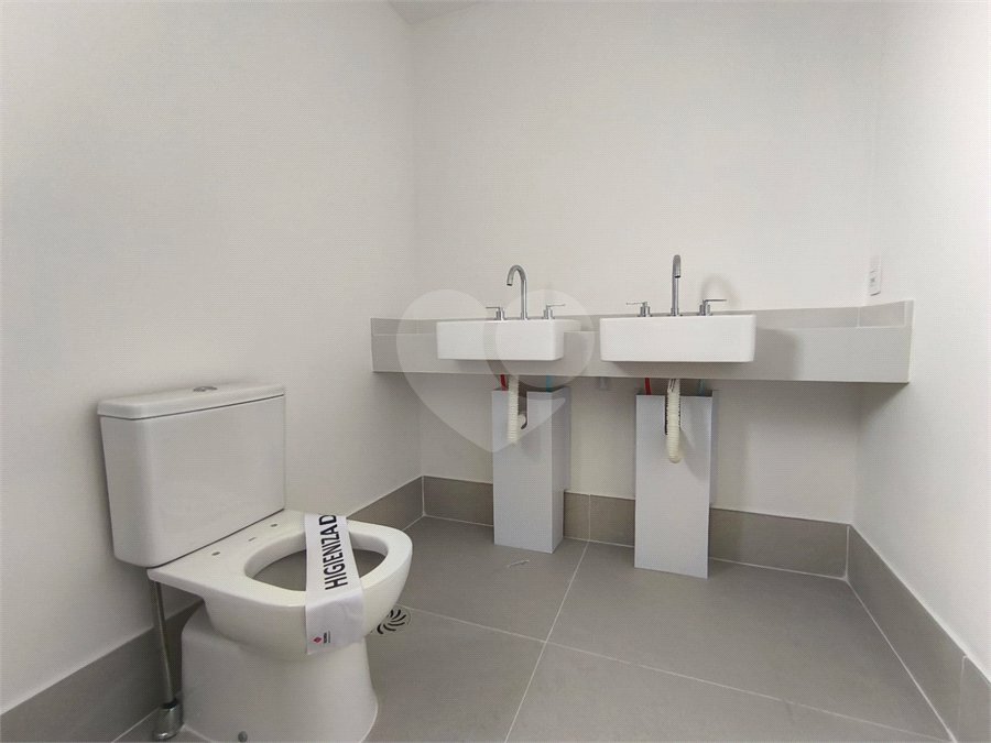 Apartamento à venda ou para alugar com 3 suítes em Água Branca, São Paulo, SP