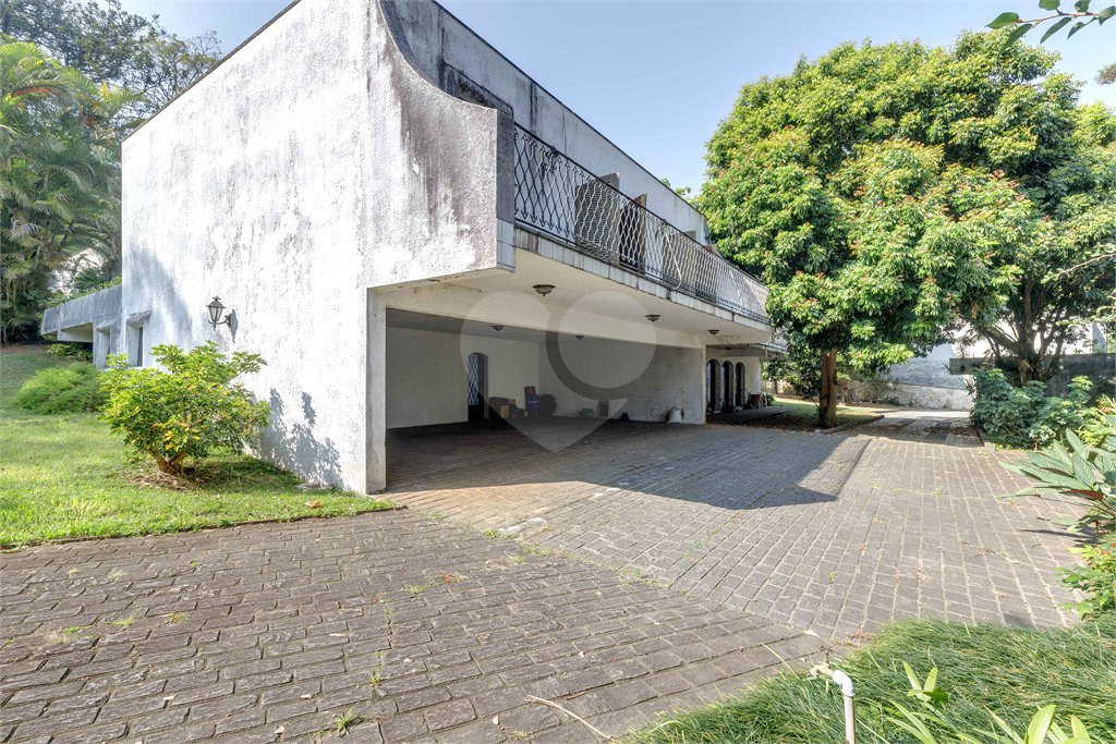 Casa à venda com 4 suítes no condomínio Chácara Flora, São Paulo - SP