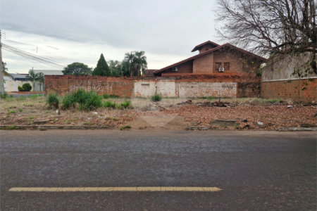 Terreno à venda no Centro, Três Lagoas, MS