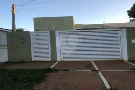 Casa à venda com 2 quartos, sendo 1 suíte, em Parque São Carlos, Três Lagoas, MS