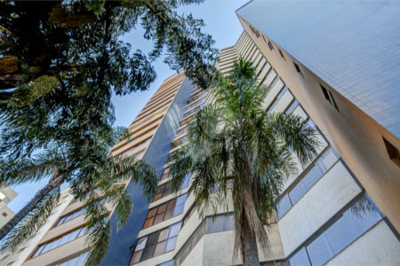 Apartamento à venda com 4 suítes em Moema, São Paulo, SP