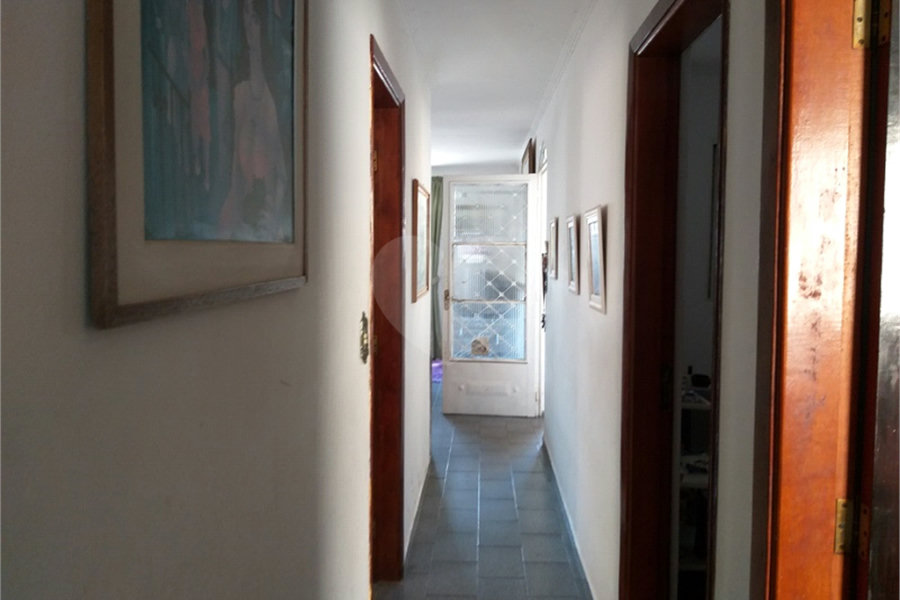 Casa Térrea à venda com 3 quartos, sendo 1 suíte,  no Centro, Serra Negra, SP