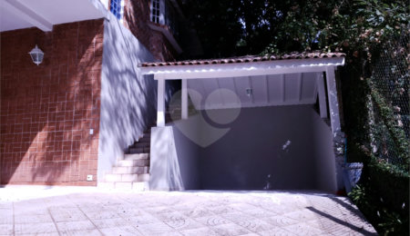 Casa à venda com 2 quartos, sendo 1 suíte,  em Cumbari, Mairiporã, SP