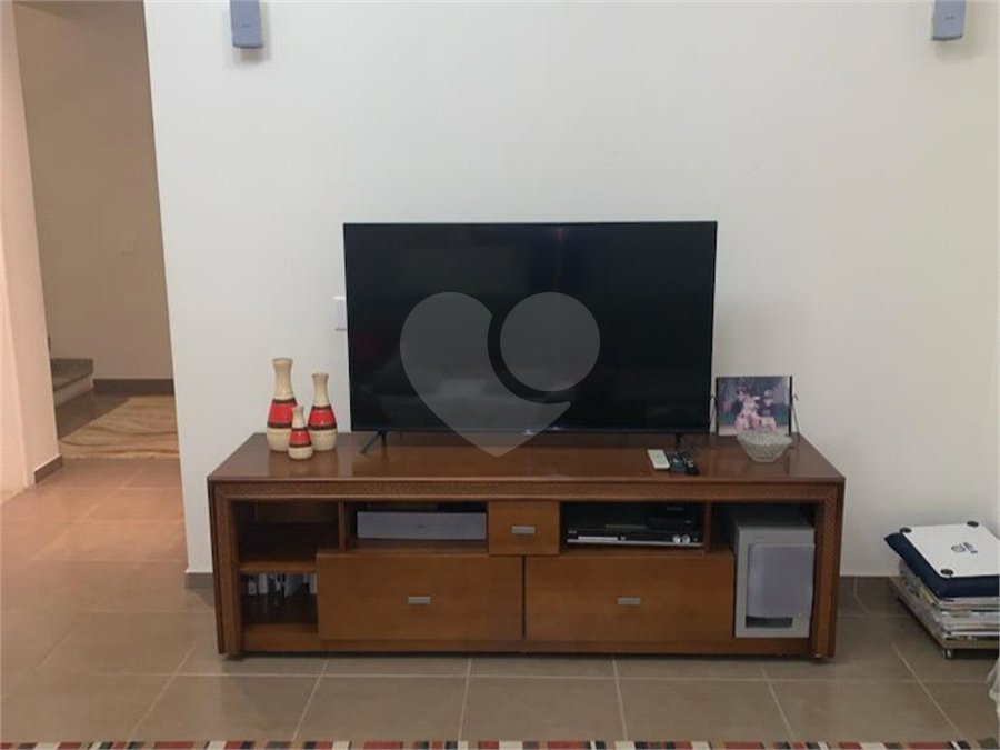 Casa à venda com 3 suítes no condomínio Residencial Villa dos Inglezes, Sorocaba - SP