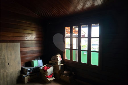 Casa à venda com 2 quartos em Ressaca, Atibaia, SP