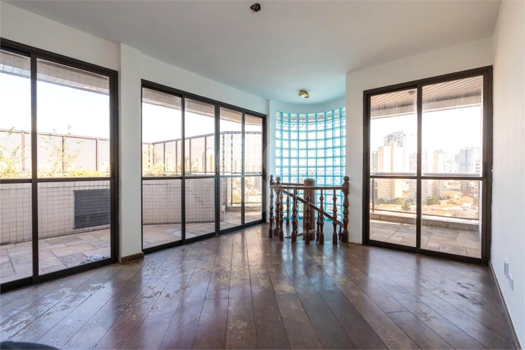 Apartamento à venda com 3 quartos, sendo 1 suíte, em Vila Mariana, São Paulo, SP
