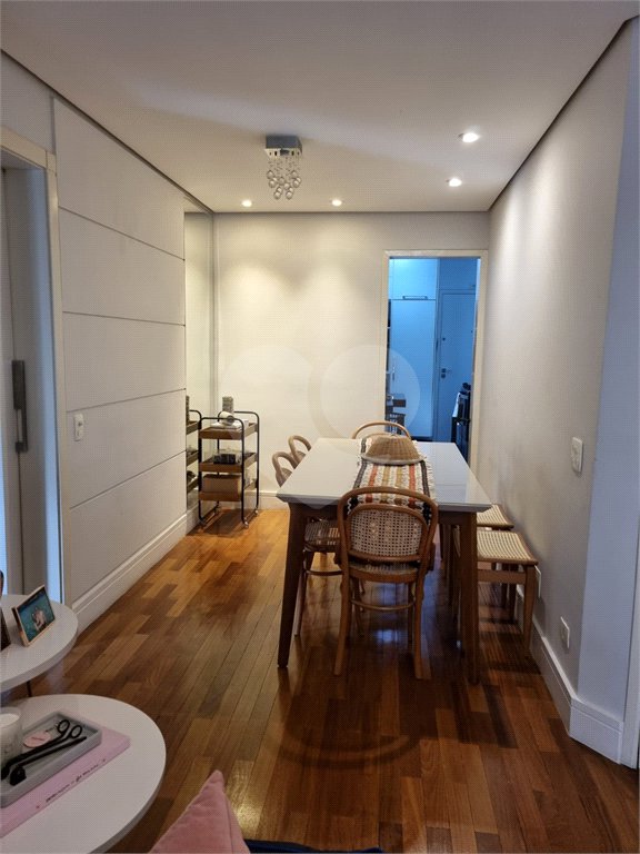 Apartamento à venda com 3 quartos, sendo 1 suíte, em Vila Olímpia, São Paulo, SP