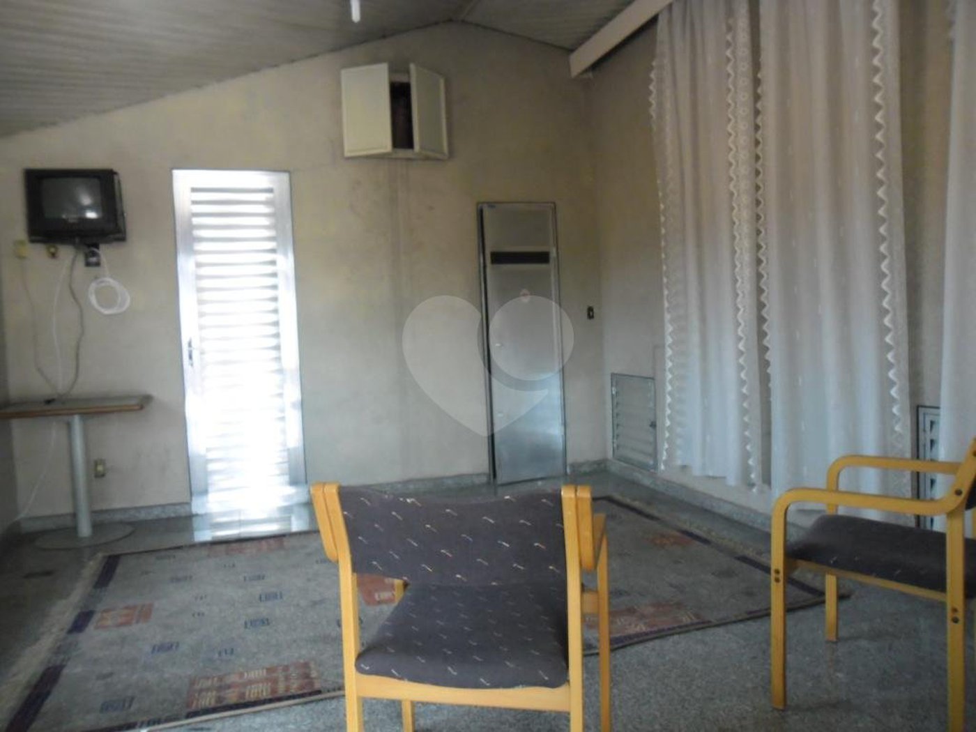 Sobrado à venda com 4 quartos, sendo 2 suítes, em Vila Mazzei, São Paulo, SP