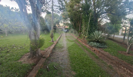 Chácara à venda com 3 quartos, sendo 1 suíte, em Ribeirãozinho, Alambari, SP